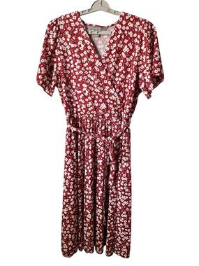 Lark+Grey Floral Wrap Midi Dress Red And White Short Sleeve Tie Waist Belt Sz 3X